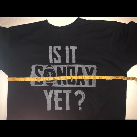 Is it Sunday yet graphic T-shirt football NFL size large True rivalry - Picture 4 of 4